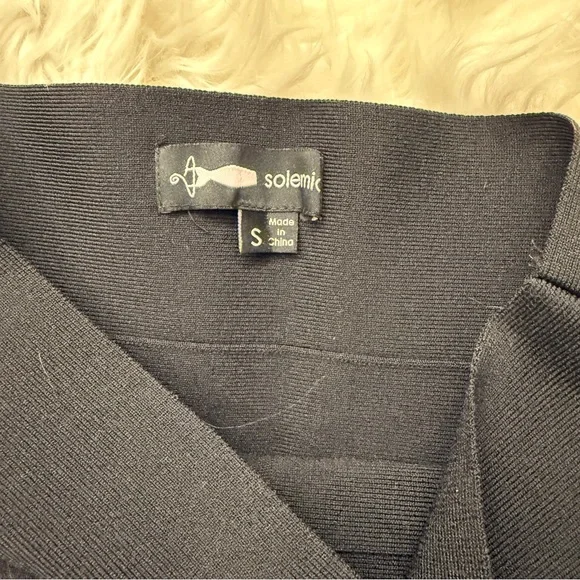 High Waisted Black Skirt - Picture 5 of 6